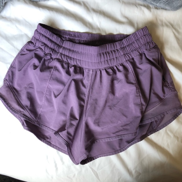 lululemon athletica Pants - Lululemon hotty hot shorts